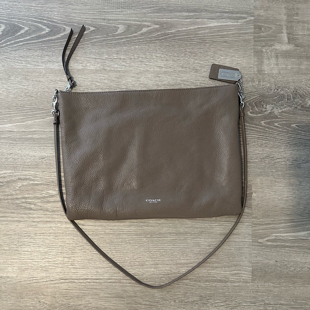 Coach Nearly Vintage Bleecker Daily Bag Silver/Silt - Picture 9 of 12